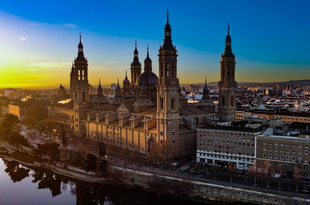Dónde salir en Zaragoza: zonas de ocio nocturno